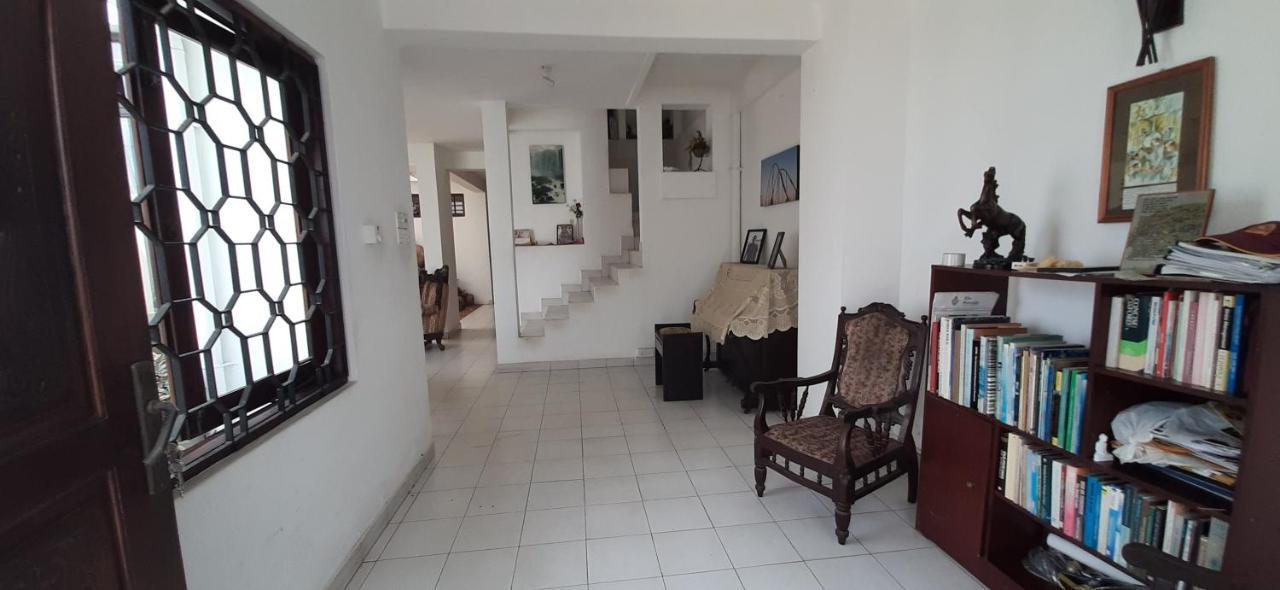 Hotel Elegance Oasis, Colombo 3 Zewnętrze zdjęcie