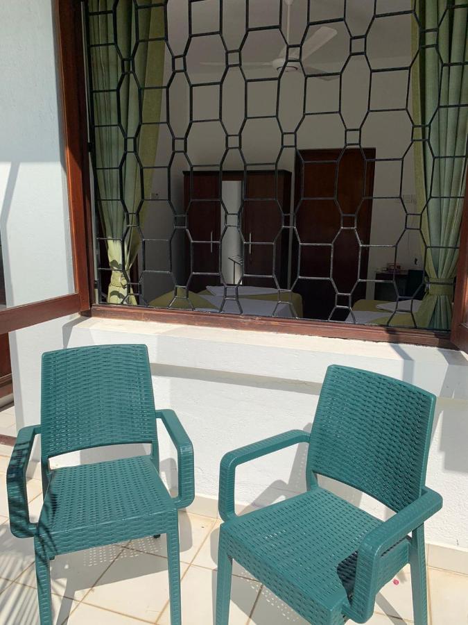 Hotel Elegance Oasis, Colombo 3 Zewnętrze zdjęcie