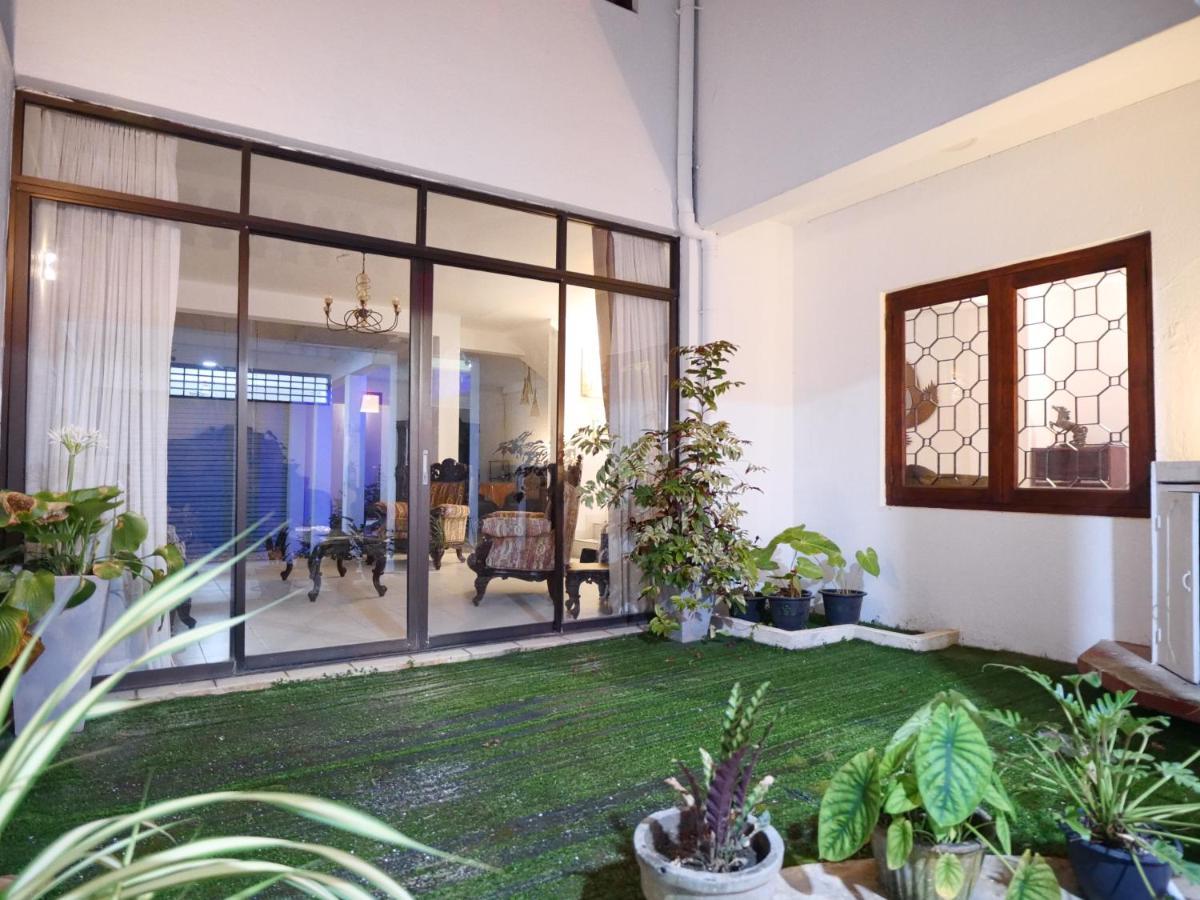 Hotel Elegance Oasis, Colombo 3 Zewnętrze zdjęcie