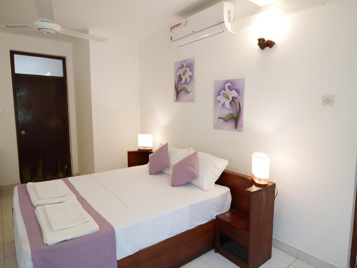 Hotel Elegance Oasis, Colombo 3 Zewnętrze zdjęcie