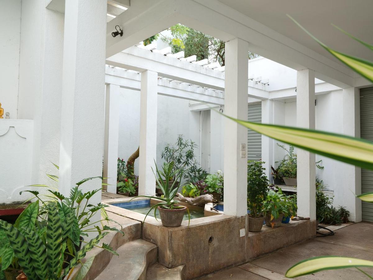 Hotel Elegance Oasis, Colombo 3 Zewnętrze zdjęcie